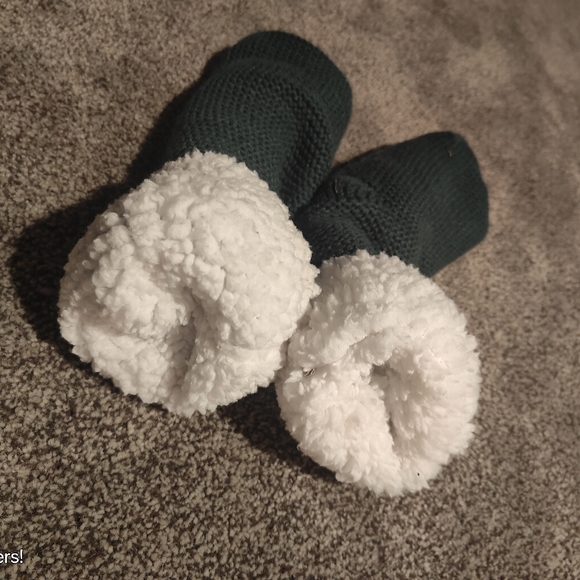 Rooted Soul Slipper Socks Green - Picture 4 of 4